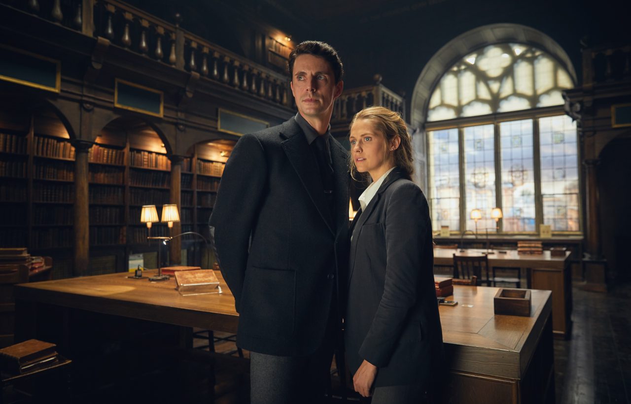 A-Discovery-of-Witches-©-Sky-Matthew-Goode-and-Teresa-Palmer-in-Sky-One’s-A-Discovery-of-Witches_web